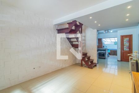 Sala de casa de condomínio à venda com 3 quartos, 140m² em Cavalhada, Porto Alegre