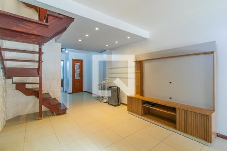 Sala de casa de condomínio à venda com 3 quartos, 140m² em Cavalhada, Porto Alegre