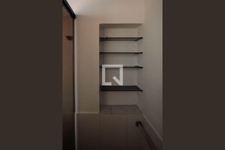 Casa à venda com 289m², 5 quartos e 7 vagasBanheiro 2 da Casa 2