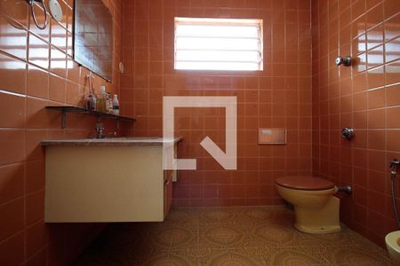 Casa à venda com 289m², 5 quartos e 7 vagasBanheiro