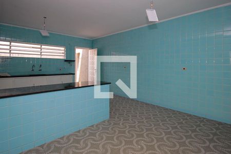 Casa à venda com 289m², 5 quartos e 7 vagasCozinha