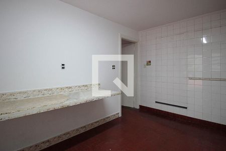 Casa à venda com 289m², 5 quartos e 7 vagasCozinha da Casa 2