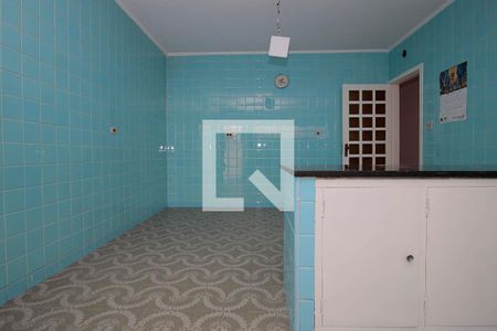 Casa à venda com 289m², 5 quartos e 7 vagasCozinha