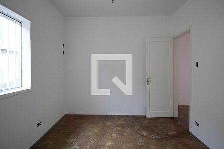 Casa à venda com 289m², 5 quartos e 7 vagasQuarto 2