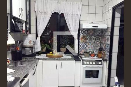 Foto 05 de apartamento à venda com 3 quartos, 149m² em Vila Bertioga, São Paulo