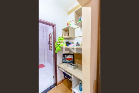 Casa de condomínio para alugar com 109m², 3 quartos e 1 vagaSuíte