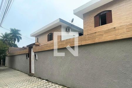 Casa de condomínio para alugar com 109m², 3 quartos e 1 vagaFachada