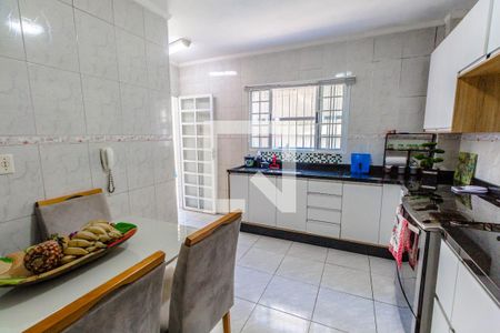 Casa de condomínio para alugar com 109m², 3 quartos e 1 vagaCozinha