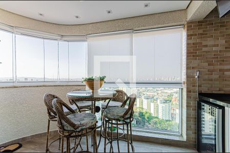 Apartamento à venda com 141m², 3 quartos e 4 vagasVaranda Sala