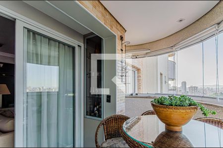 Apartamento à venda com 141m², 3 quartos e 4 vagasVaranda Sala