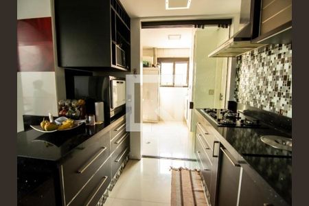 Apartamento à venda com 214m², 4 quartos e 4 vagasFoto 21
