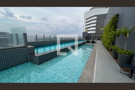 Studio à venda com 31m², 1 quarto e 1 vagaPiscina