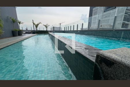 Studio à venda com 31m², 1 quarto e 1 vagaPiscina