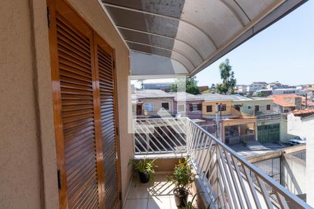 Casa à venda com 120m², 2 quartos e 2 vagas Casa à venda com 120m², 2 quartos e 2 vagasVaranda closet