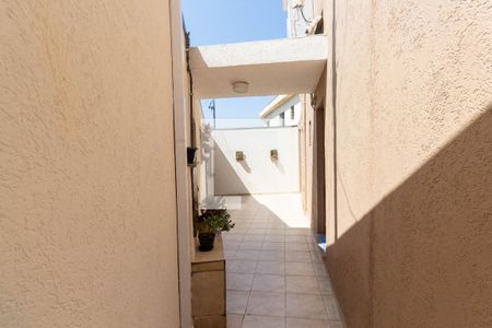 Casa à venda com 120m², 2 quartos e 2 vagas Casa à venda com 120m², 2 quartos e 2 vagasQuintal
