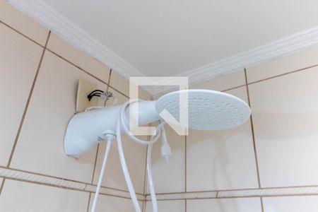 Casa à venda com 120m², 2 quartos e 2 vagas Casa à venda com 120m², 2 quartos e 2 vagasChuveiro