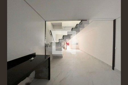 Casa à venda com 3 quartos, 110m² em Vila Sofia, São Paulo