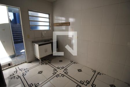 Cozinha de casa para alugar com 1 quarto, 35m² em Jardim Arpoador, São Paulo