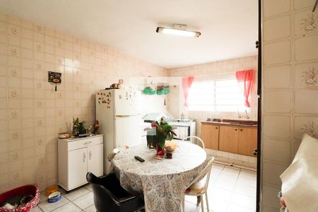 Casa à venda com 100m², 2 quartos e 2 vagasCozinha