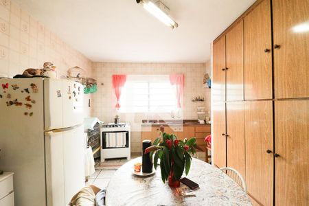 Casa à venda com 100m², 2 quartos e 2 vagasCozinha