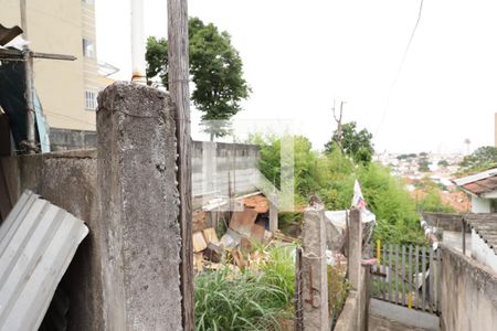 Casa à venda com 100m², 2 quartos e 2 vagasTerreno Anexo