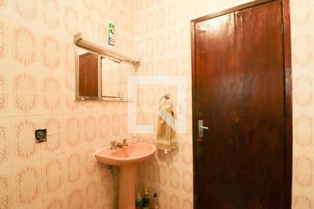 Casa à venda com 100m², 2 quartos e 2 vagasBanheiro 2