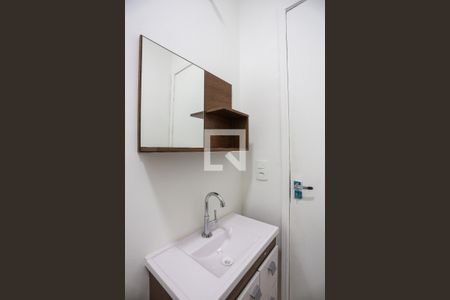 Banheiro - detalhes de kitnet/studio para alugar com 1 quarto, 35m² em Parque São George, Cotia