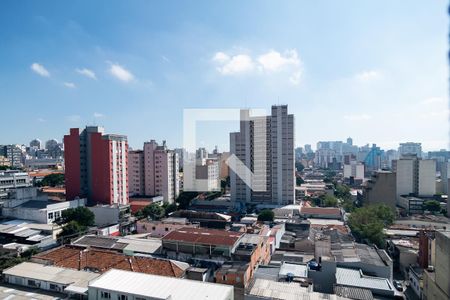Sala / Cozinha - Vista de apartamento para alugar com 1 quarto, 24m² em Bela Vista, São Paulo