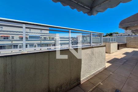 Apartamento à venda com 160m², 2 quartos e 2 vagasSuíte 