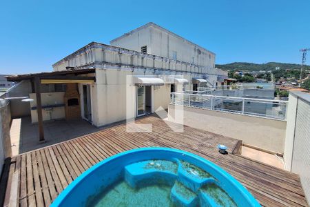 Apartamento à venda com 160m², 2 quartos e 2 vagasCobertura