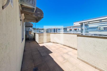 Apartamento à venda com 160m², 2 quartos e 2 vagasCobertura