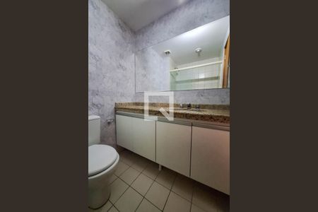 Apartamento à venda com 160m², 2 quartos e 2 vagasbanheiro social