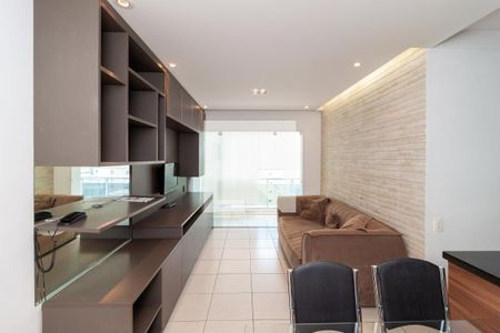 Sala de apartamento à venda com 2 quartos, 66m² em Vila Nova Conceição, São Paulo