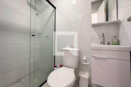 Banheiro  de kitnet/studio para alugar com 1 quarto, 20m² em Lapa, São Paulo