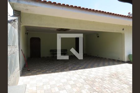 Casa à venda com 473m², 4 quartos e 8 vagasGaragem