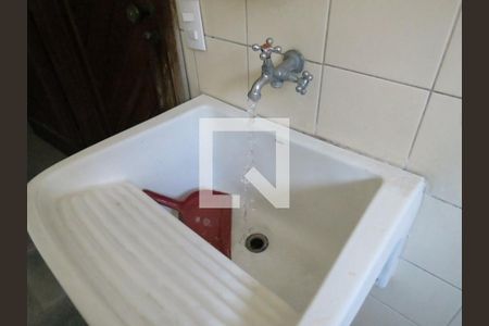 Casa à venda com 473m², 4 quartos e 8 vagasLavanderia - Tanque