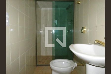 Casa à venda com 473m², 4 quartos e 8 vagasBanheiro 