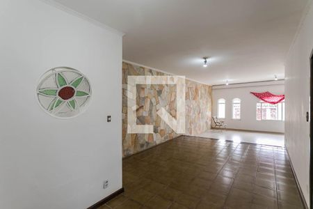 Sala de Estar de casa para alugar com 3 quartos, 360m² em Vila Oliveira, Mogi das Cruzes