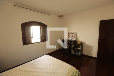 Quarto 1 de casa à venda com 3 quartos, 200m² em Barreiro, Belo Horizonte