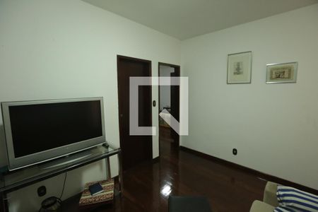Casa à venda com 200m², 3 quartos e 2 vagasSala 2