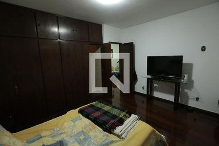 Casa à venda com 200m², 3 quartos e 2 vagasQuarto 3 - Suíte