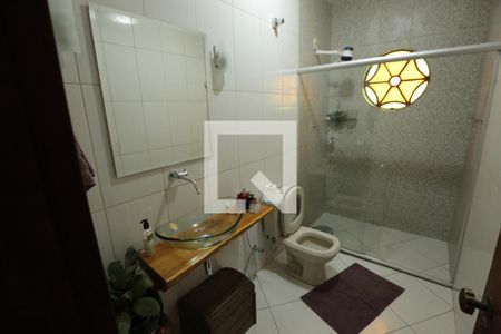 Casa à venda com 200m², 3 quartos e 2 vagasBanheiro Social