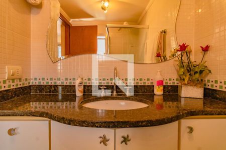 Casa à venda com 249m², 3 quartos e 4 vagas Casa à venda com 249m², 3 quartos e 4 vagasBanheiro 2