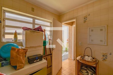 Casa à venda com 249m², 3 quartos e 4 vagas Casa à venda com 249m², 3 quartos e 4 vagasÁrea de Serviço