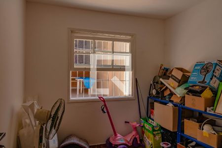 Casa à venda com 249m², 3 quartos e 4 vagas Casa à venda com 249m², 3 quartos e 4 vagasQuarto de Serviço