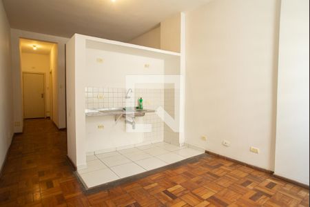 Cozinha de kitnet/studio à venda com 1 quarto, 35m² em República, São Paulo