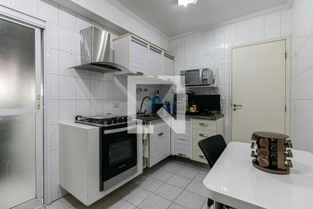 Apartamento à venda com 94m², 3 quartos e 2 vagas Apartamento à venda com 94m², 3 quartos e 2 vagasCozinha
