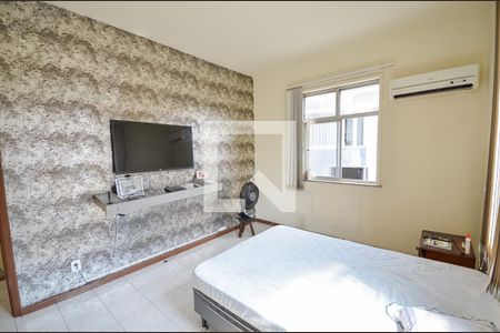 Quarto 1 de apartamento para alugar com 2 quartos, 69m² em Grajau, Rio de Janeiro