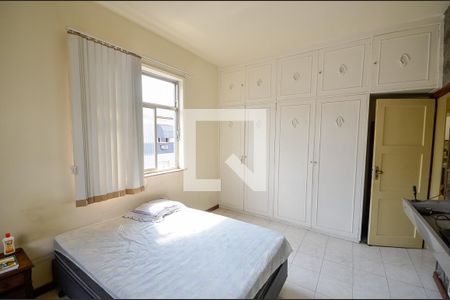 Quarto 1 de apartamento para alugar com 2 quartos, 69m² em Grajau, Rio de Janeiro