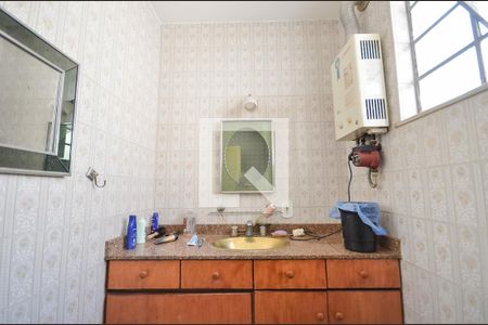 Apartamento para alugar com 69m², 2 quartos e sem vaga Apartamento para alugar com 69m², 2 quartos e sem vagaBanheiro